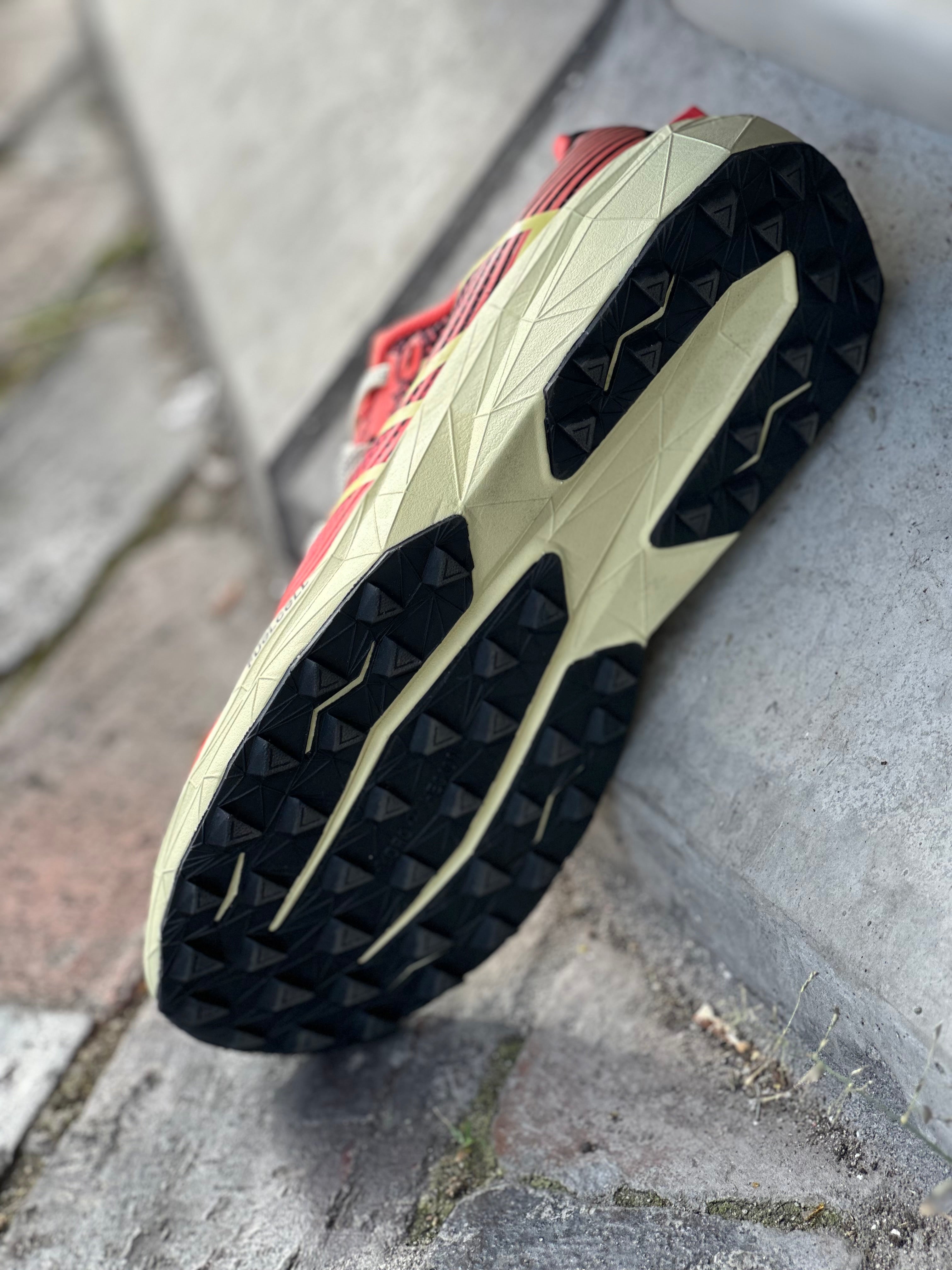 New Balance FuelCell Rebel