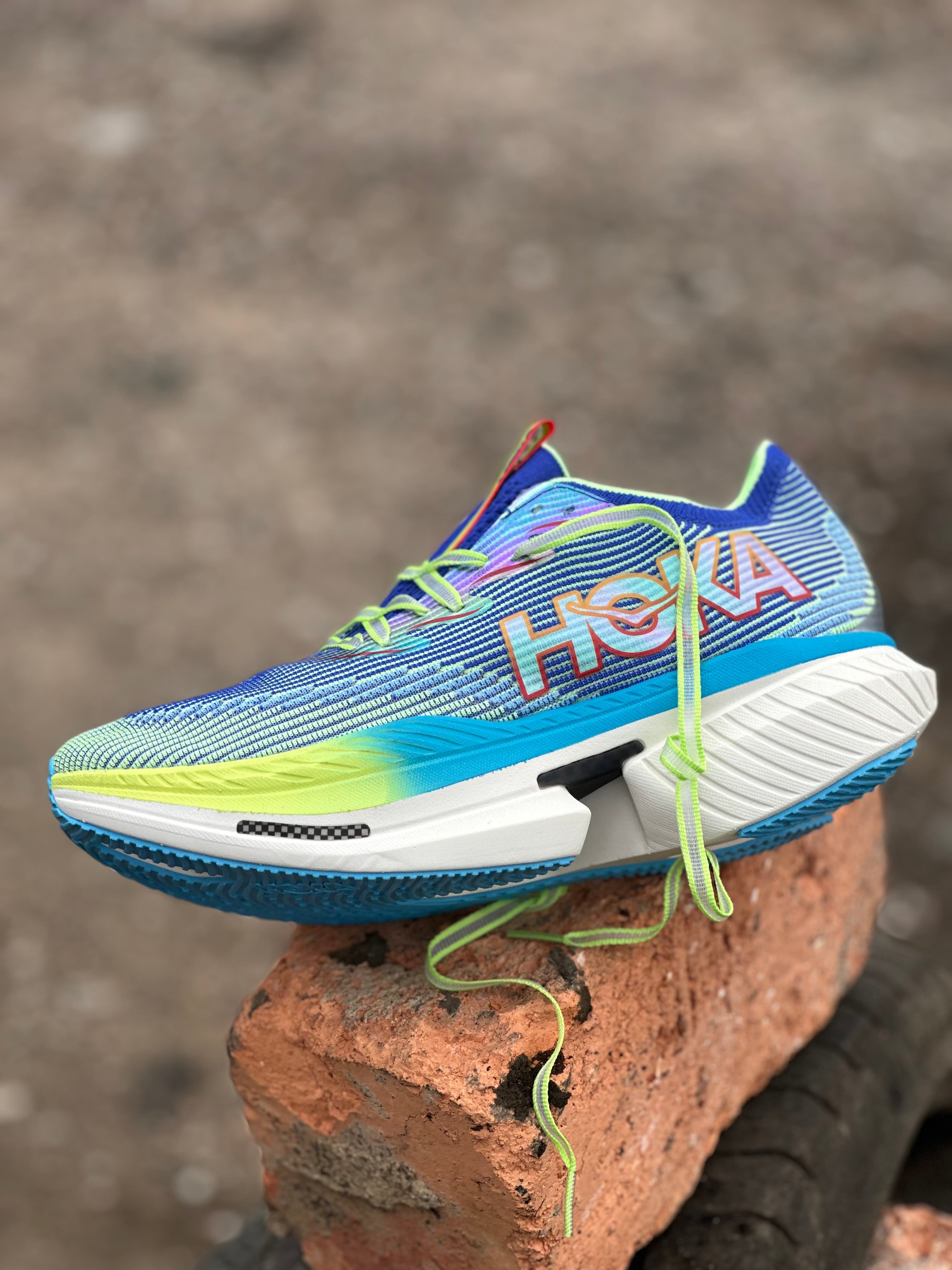 Hoka One One Cielo X1