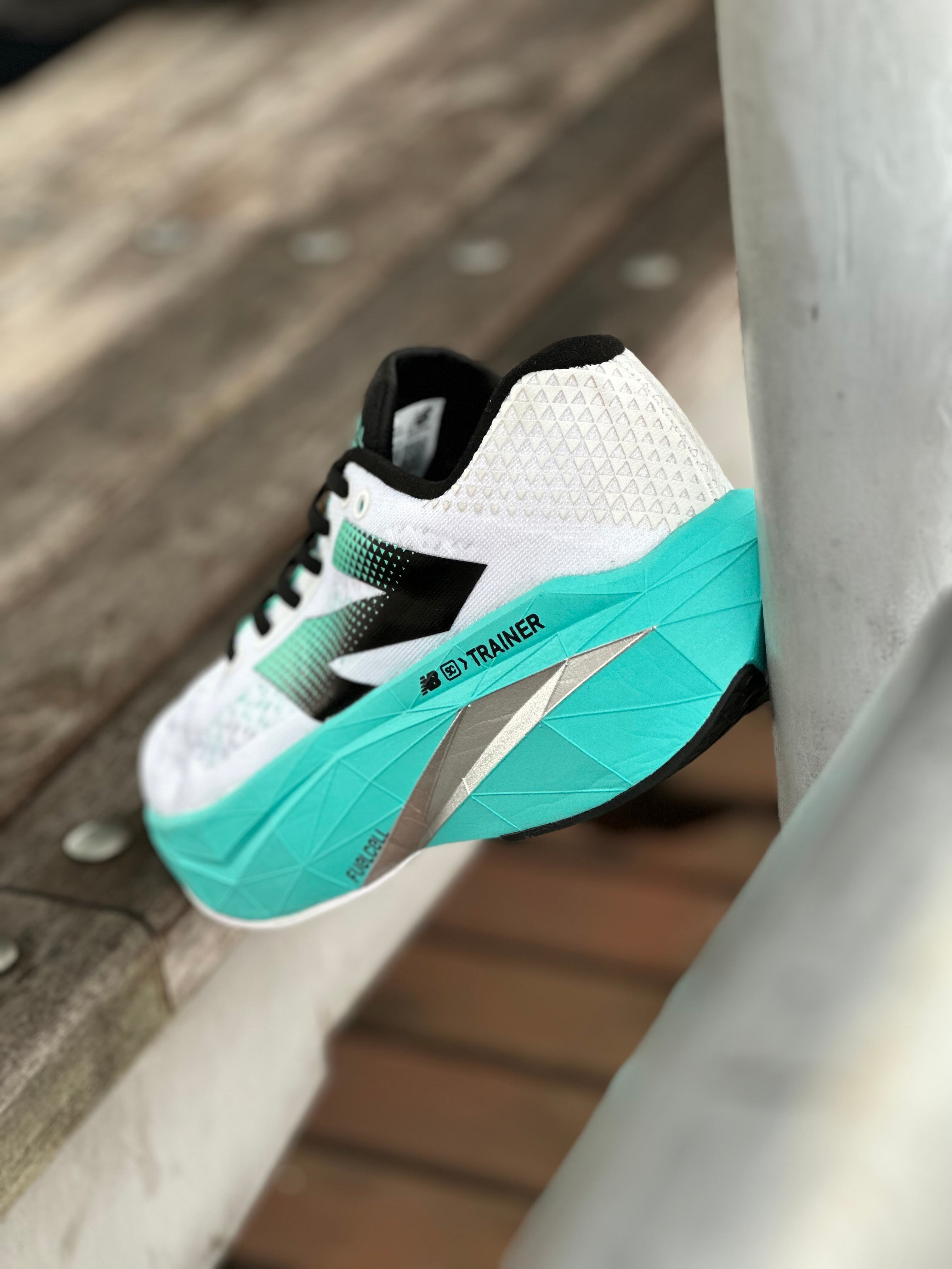 New Balance FuelCell SuperComp Trainer V3