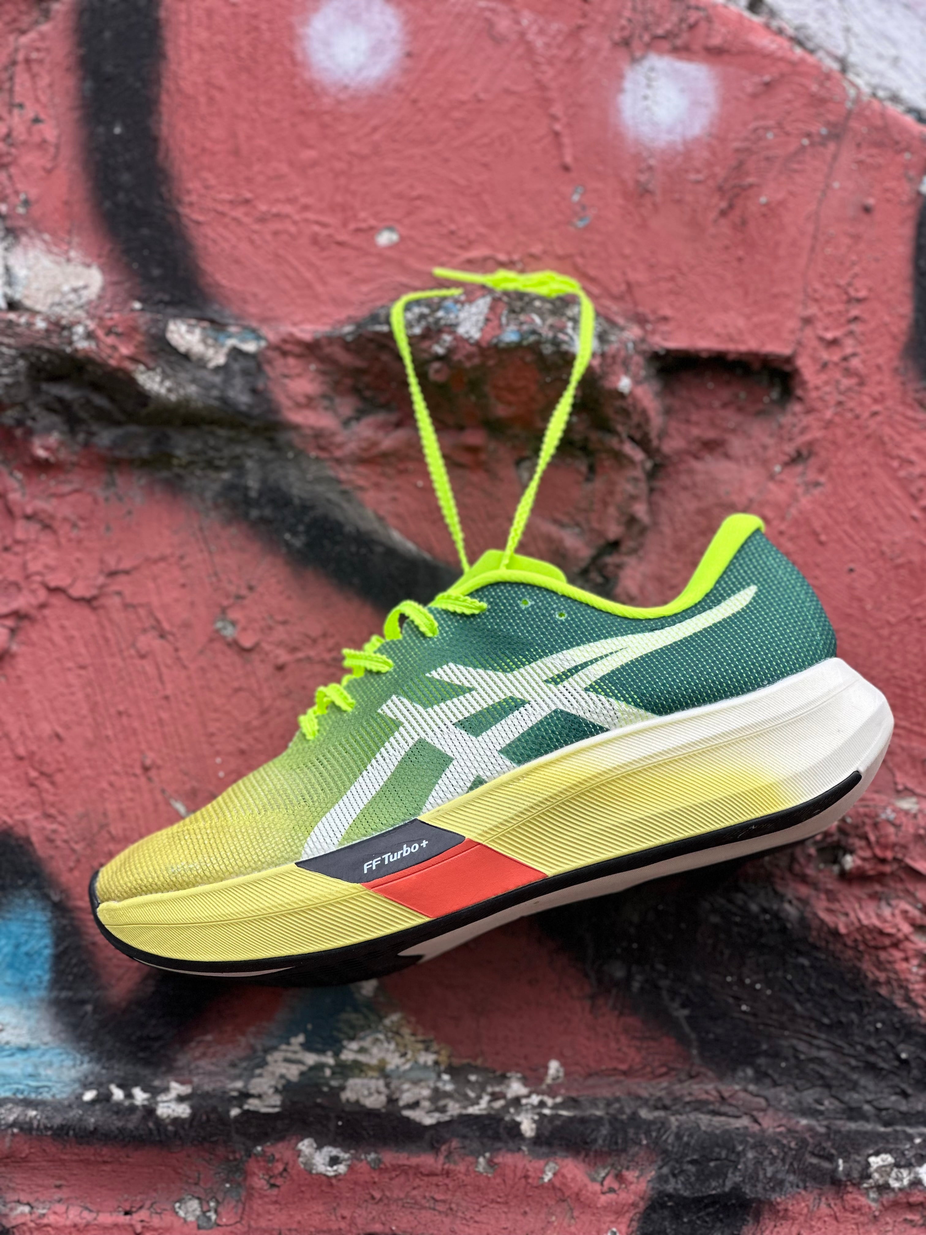 Asics Novablast 3 FF Turbo+ (Running Edition)