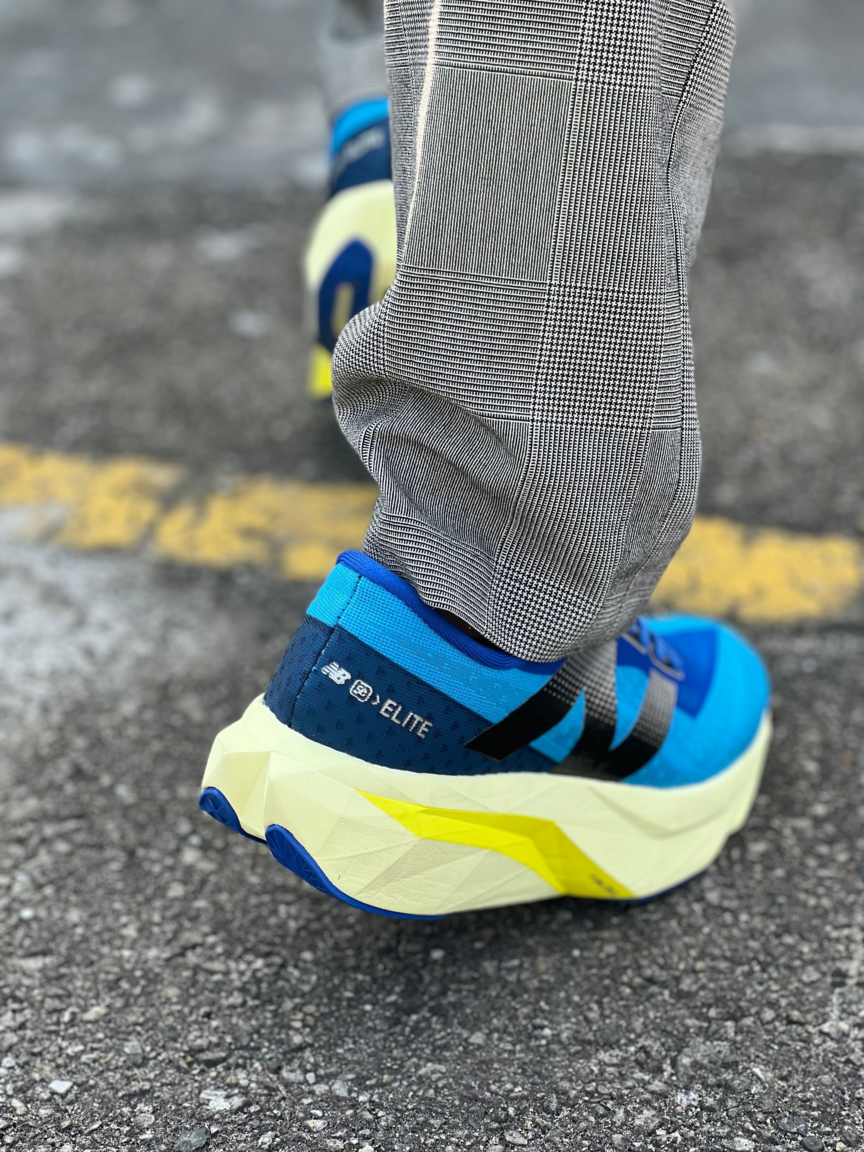 New Balance Élite V4