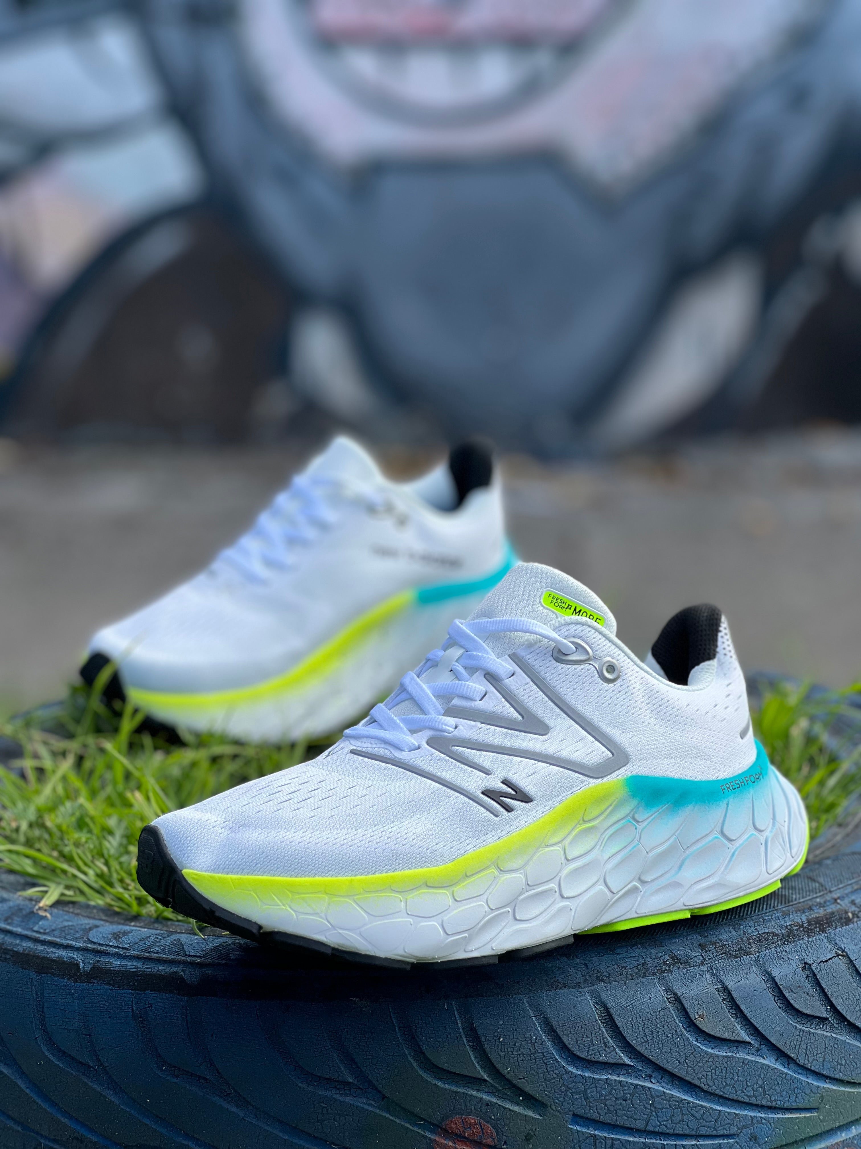 New Balance Fresh Foam More v4