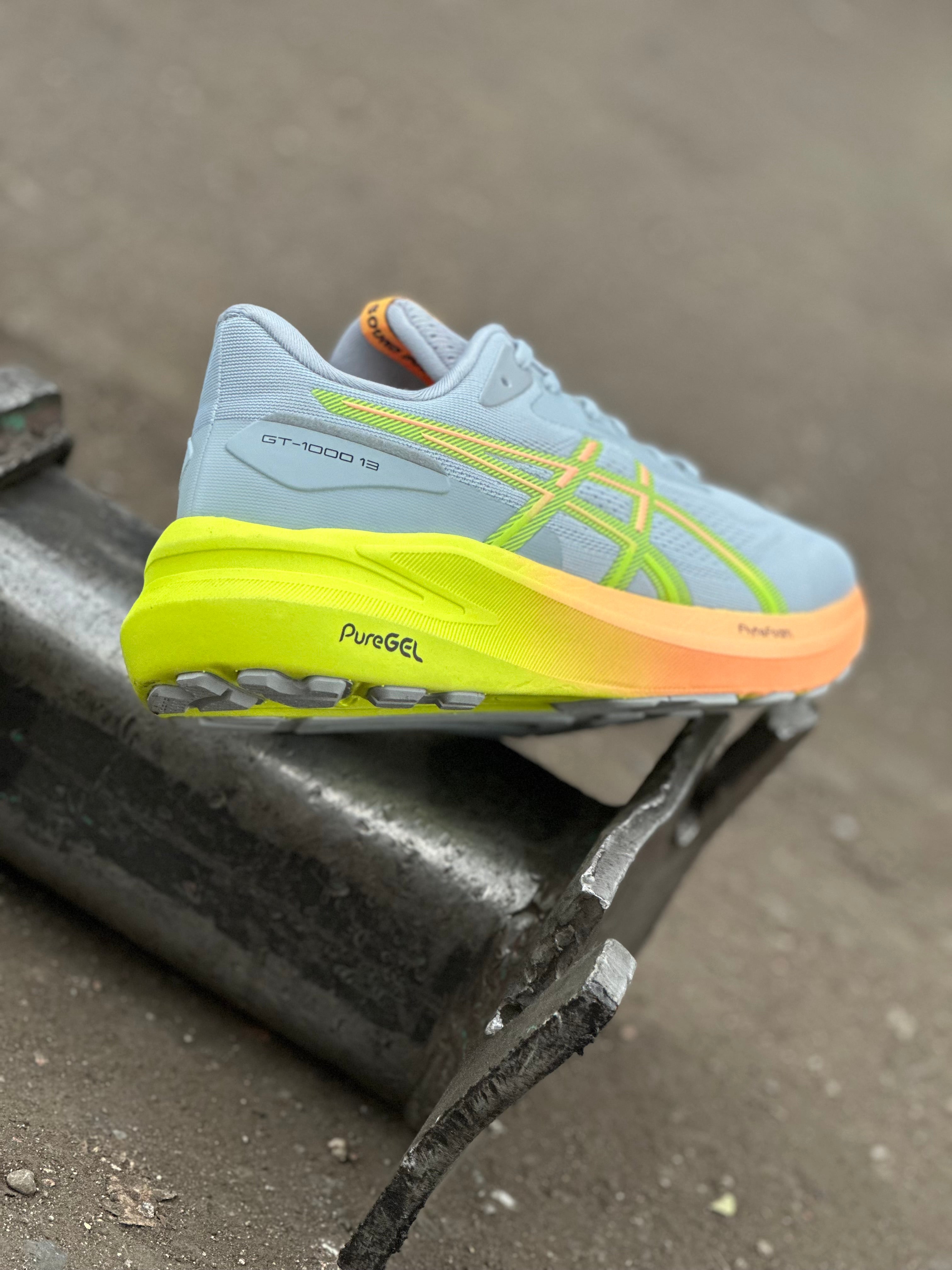 ASICS GT-1000 13 Paris en gris