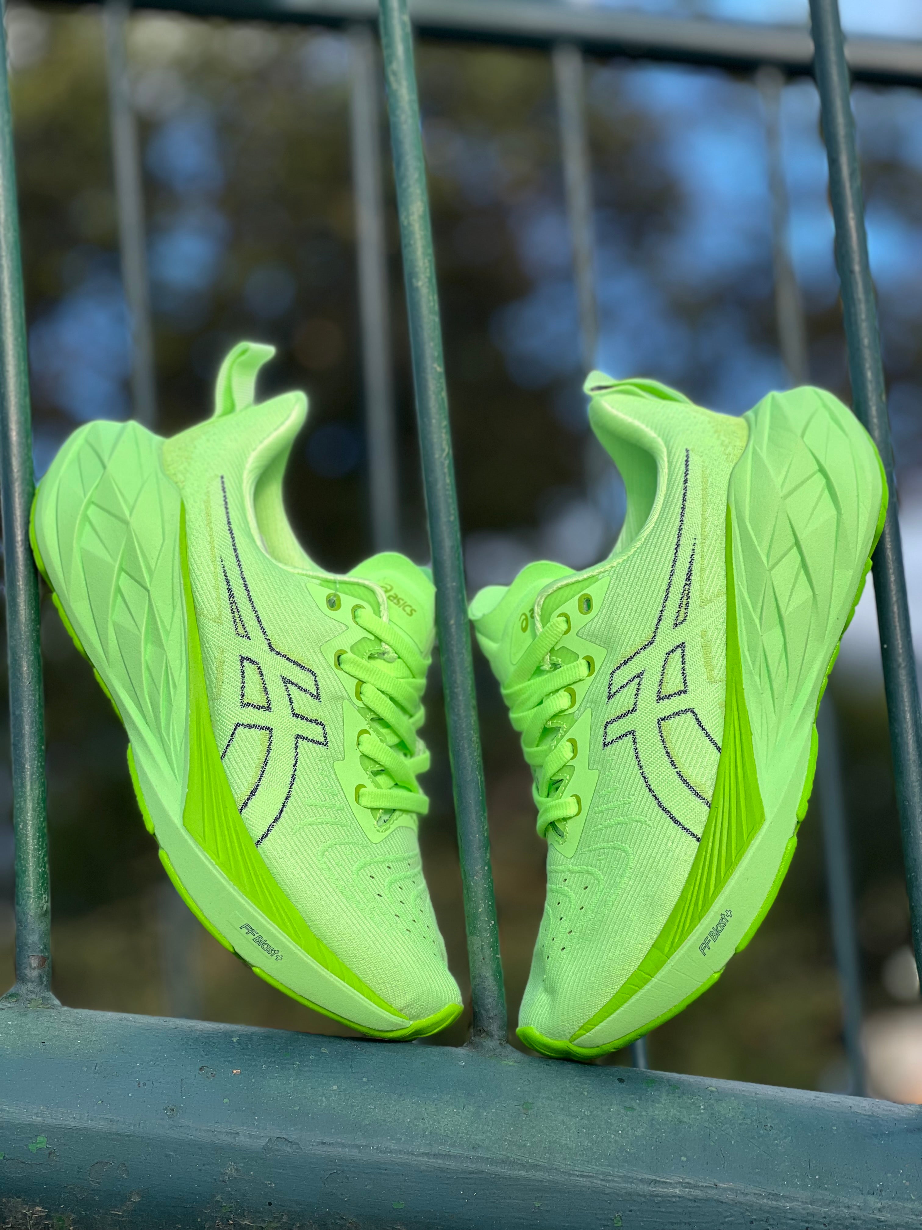 ASICS Metaspeed Sky+ – Safety Yellow / Electric Lime