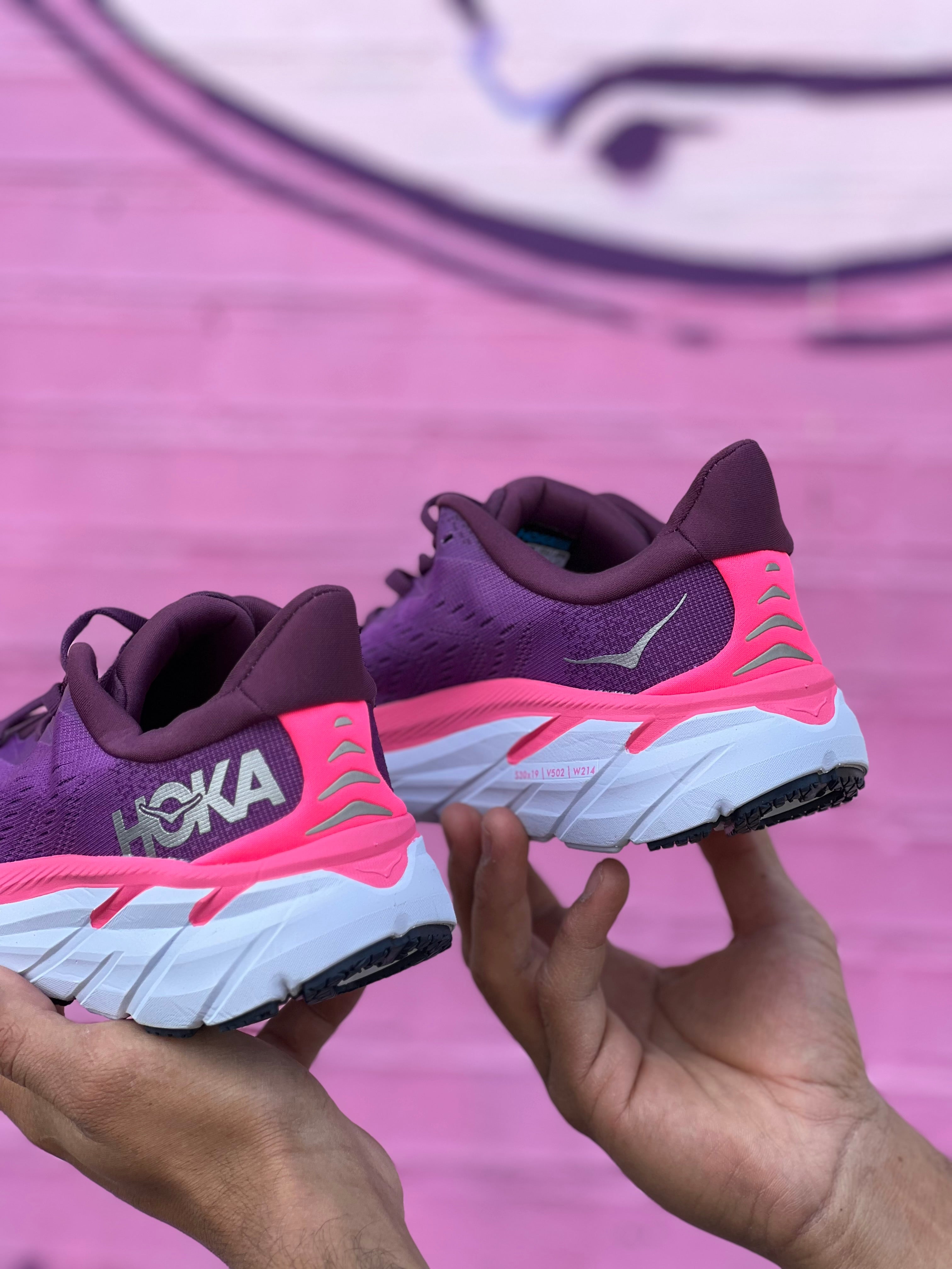 Hoka Clifton 8