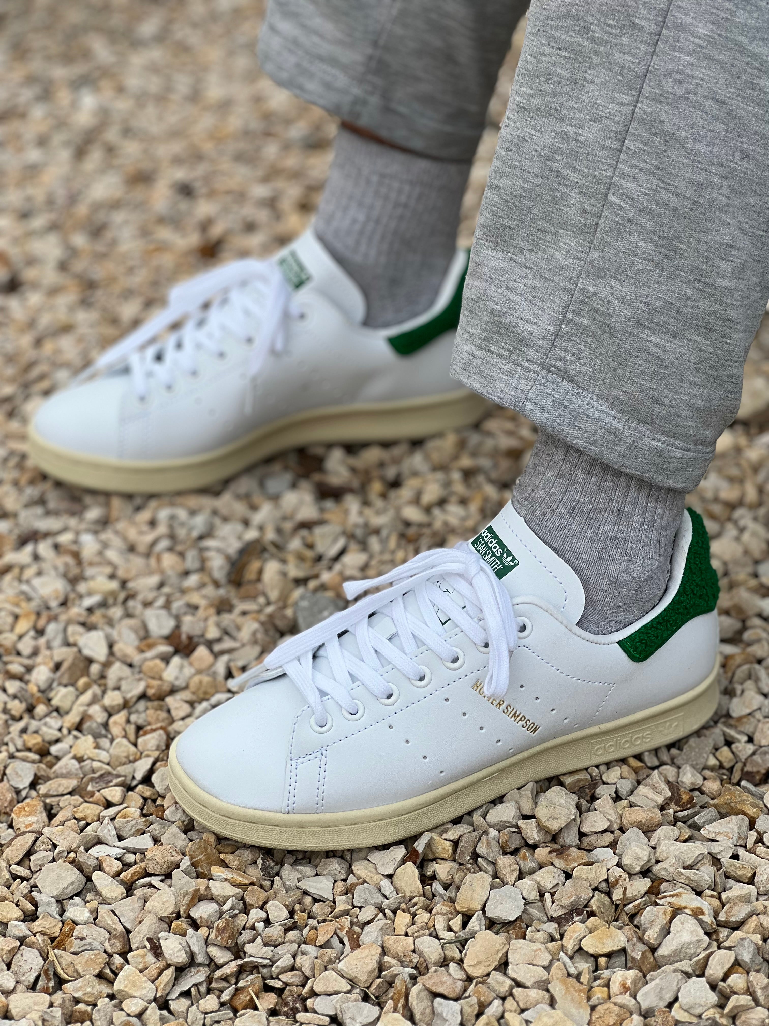 Adidas stan Smith '' Homer Simpson''