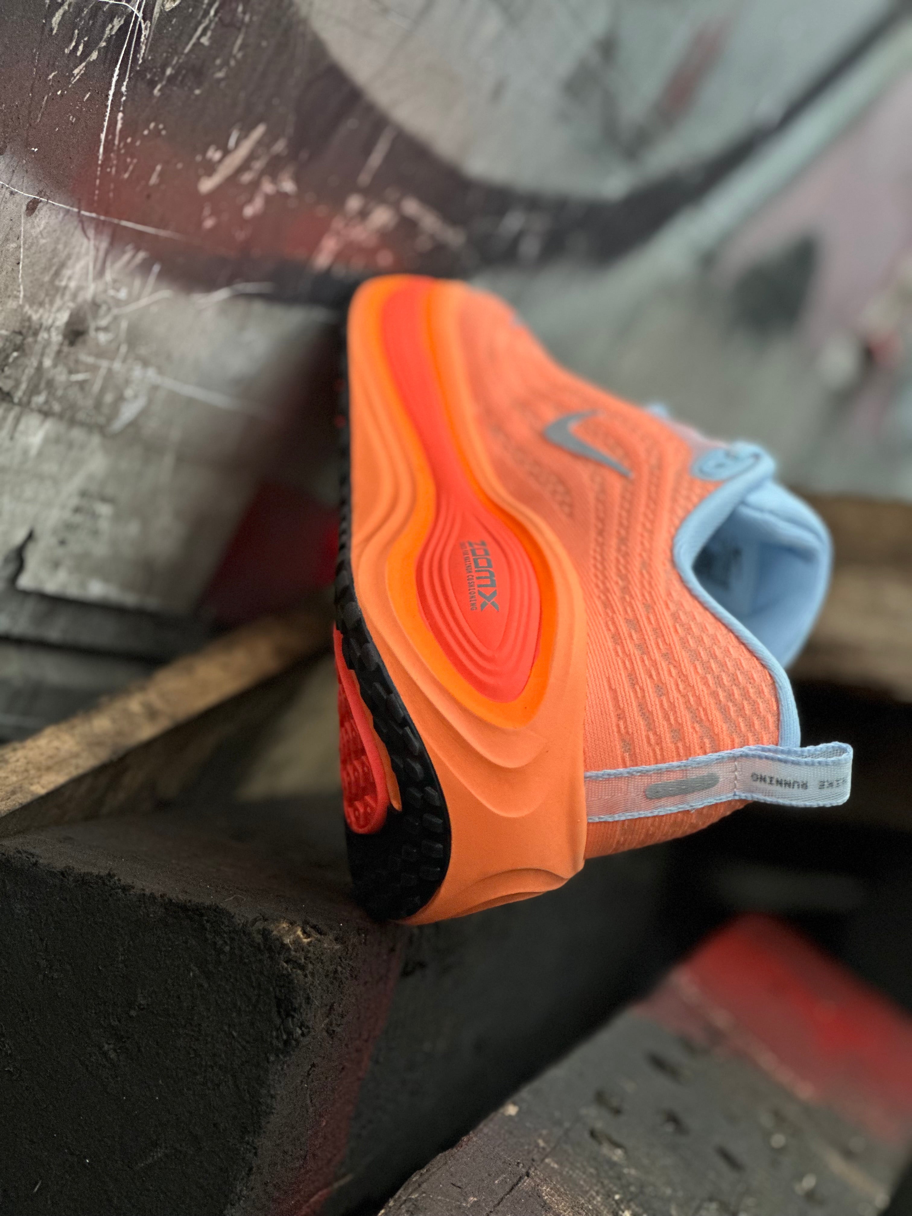 Nike Vomero Plus Orange