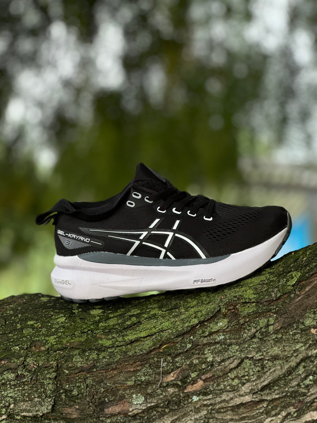 ASICS Gel-Kayano 31 Negra