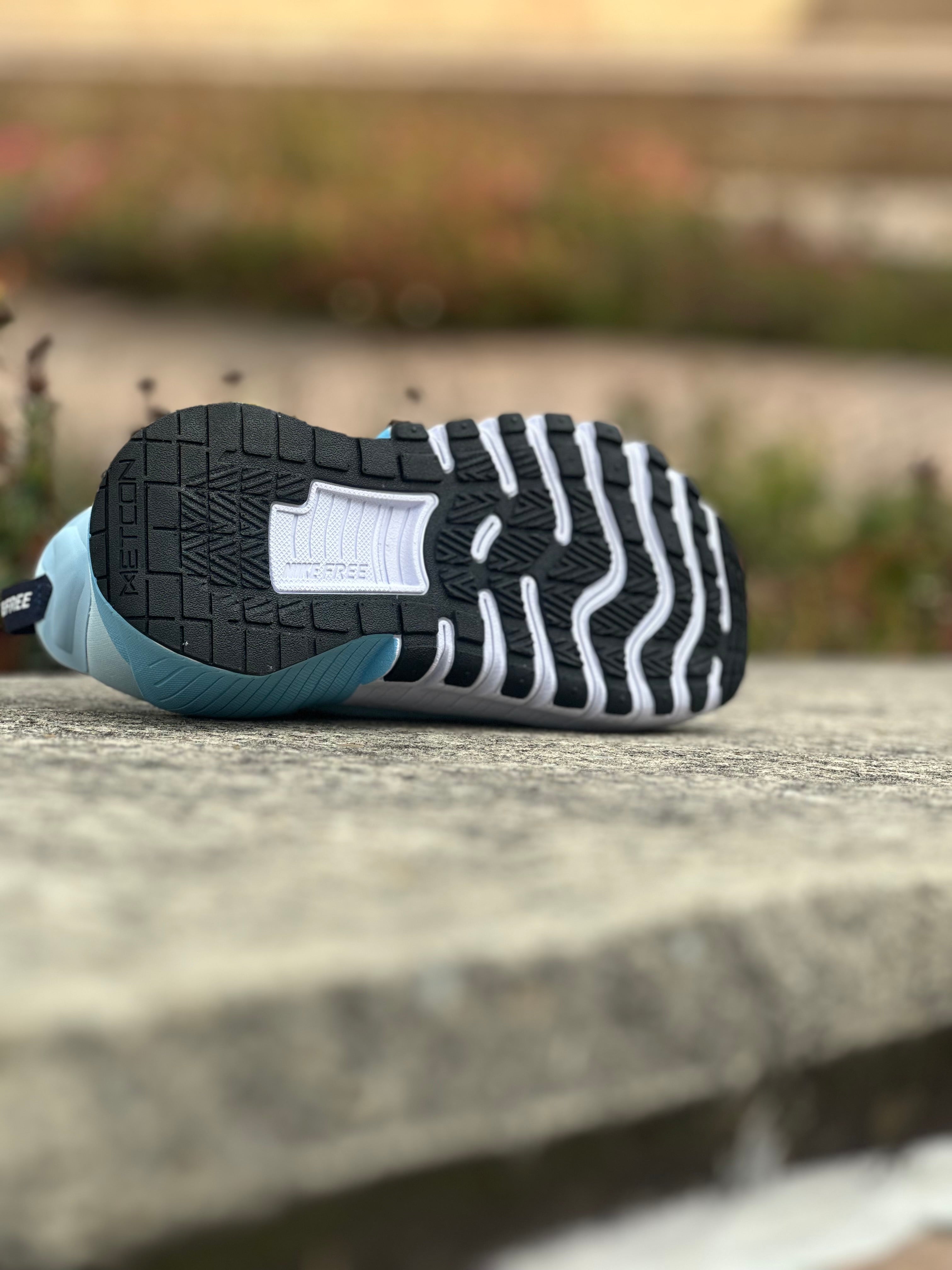 Nike Free Metcon 6 en color azul claro