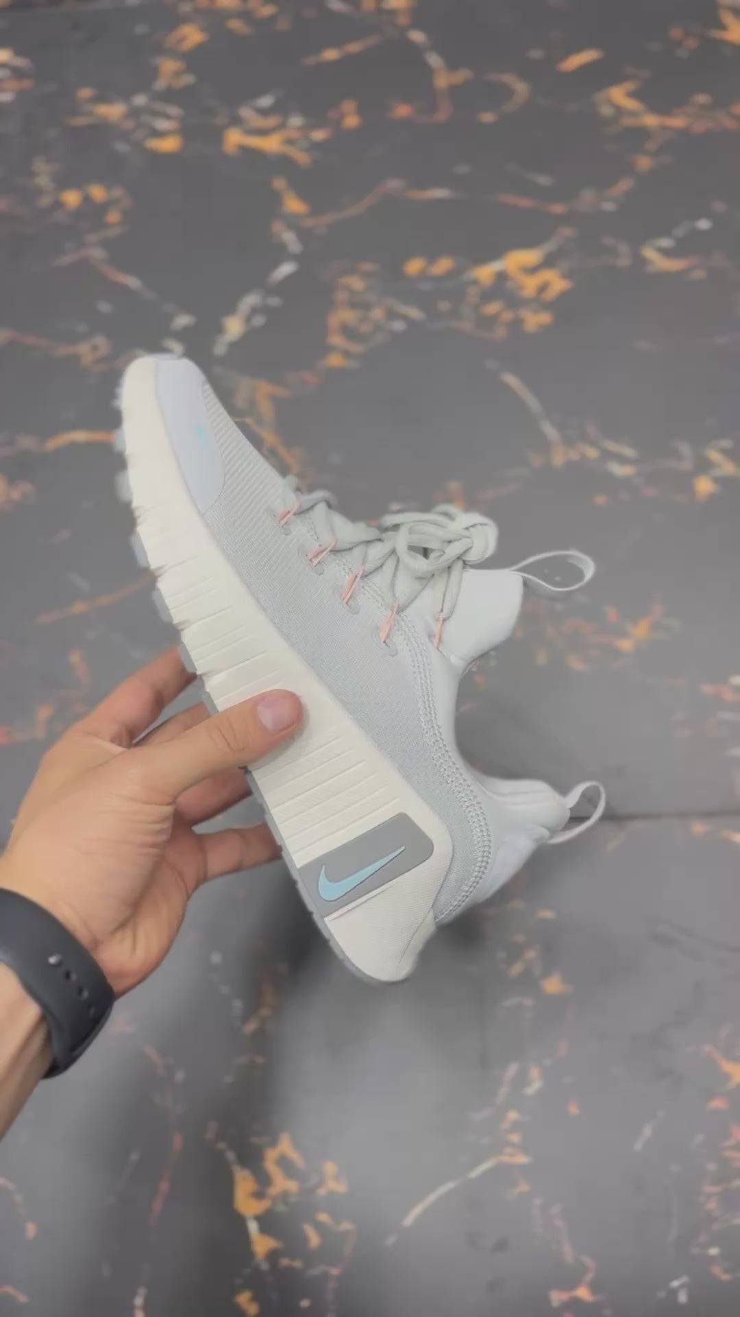 Nike Free Metcon 6 GRIS